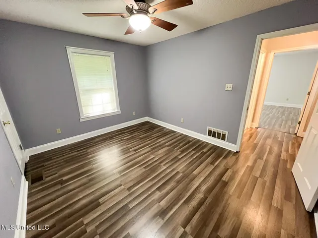 $294,900 | 502 Thunderbird Drive North, Hernando, MS 38632