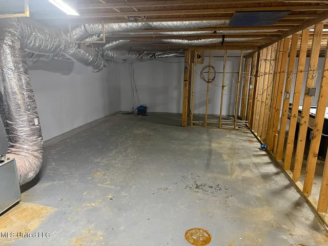 $294,900 | 502 Thunderbird Drive North, Hernando, MS 38632