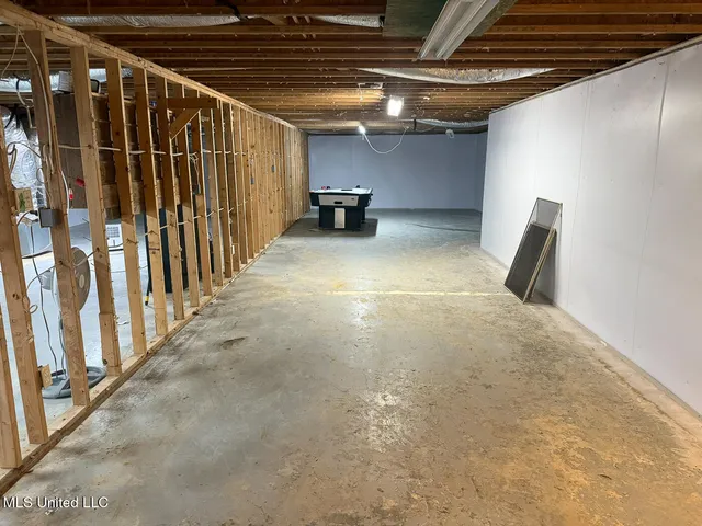 $294,900 | 502 Thunderbird Drive North, Hernando, MS 38632