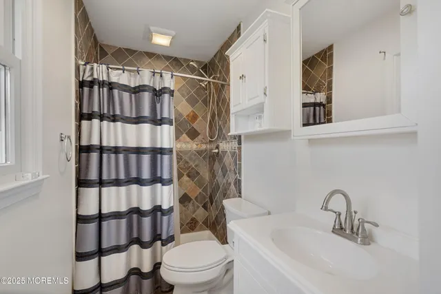 $899,900 | 86 Bunting Bridge Road, Cookstown, NJ 08511