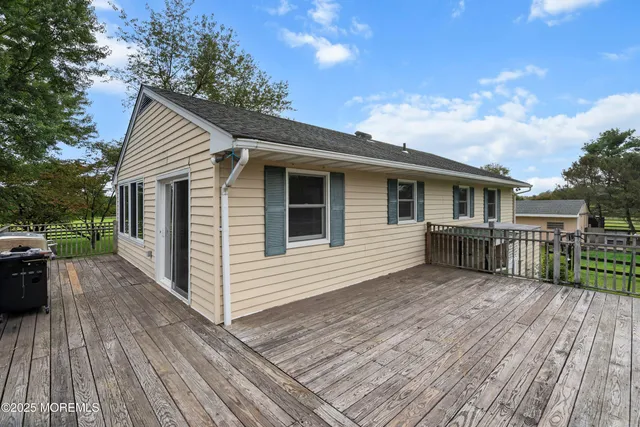 $899,900 | 86 Bunting Bridge Road, Cookstown, NJ 08511