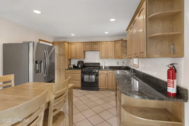 $899,900 | 86 Bunting Bridge Road, Cookstown, NJ 08511