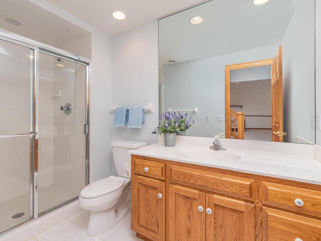 7230 Lewis Ridge Parkway Edina, MN 55439 - Photo 27 of 28