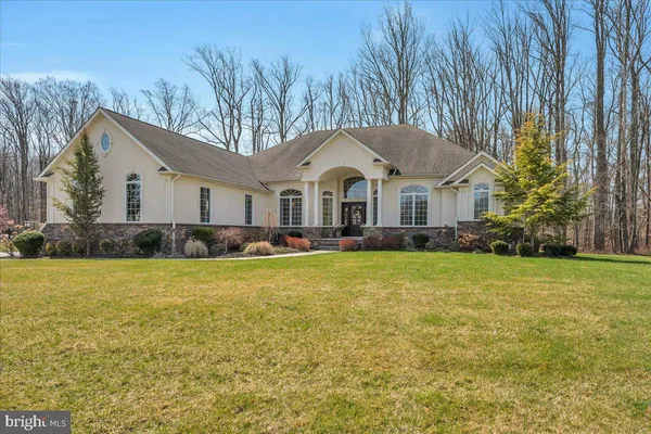 $999,999 | 122 Joanne Court, Mullica Hill, NJ 08062