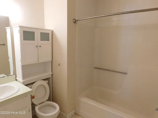 $1,100 | 1104 Karen Drive, Unit D8, New Bern, NC 28562