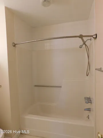 $1,100 | 1104 Karen Drive, Unit D8, New Bern, NC 28562