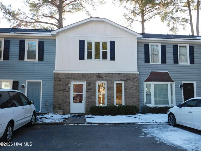 $1,100 | 1104 Karen Drive, Unit D8, New Bern, NC 28562