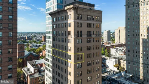 $1,295,000 | 250 South 17th Street, Unit 1100, Philadelphia, PA 19103
