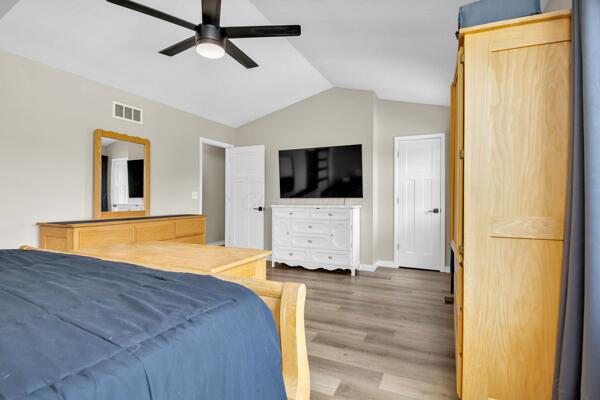 323 Village Ridge Drive Powell, OH 43065 - Photo 18 of 47