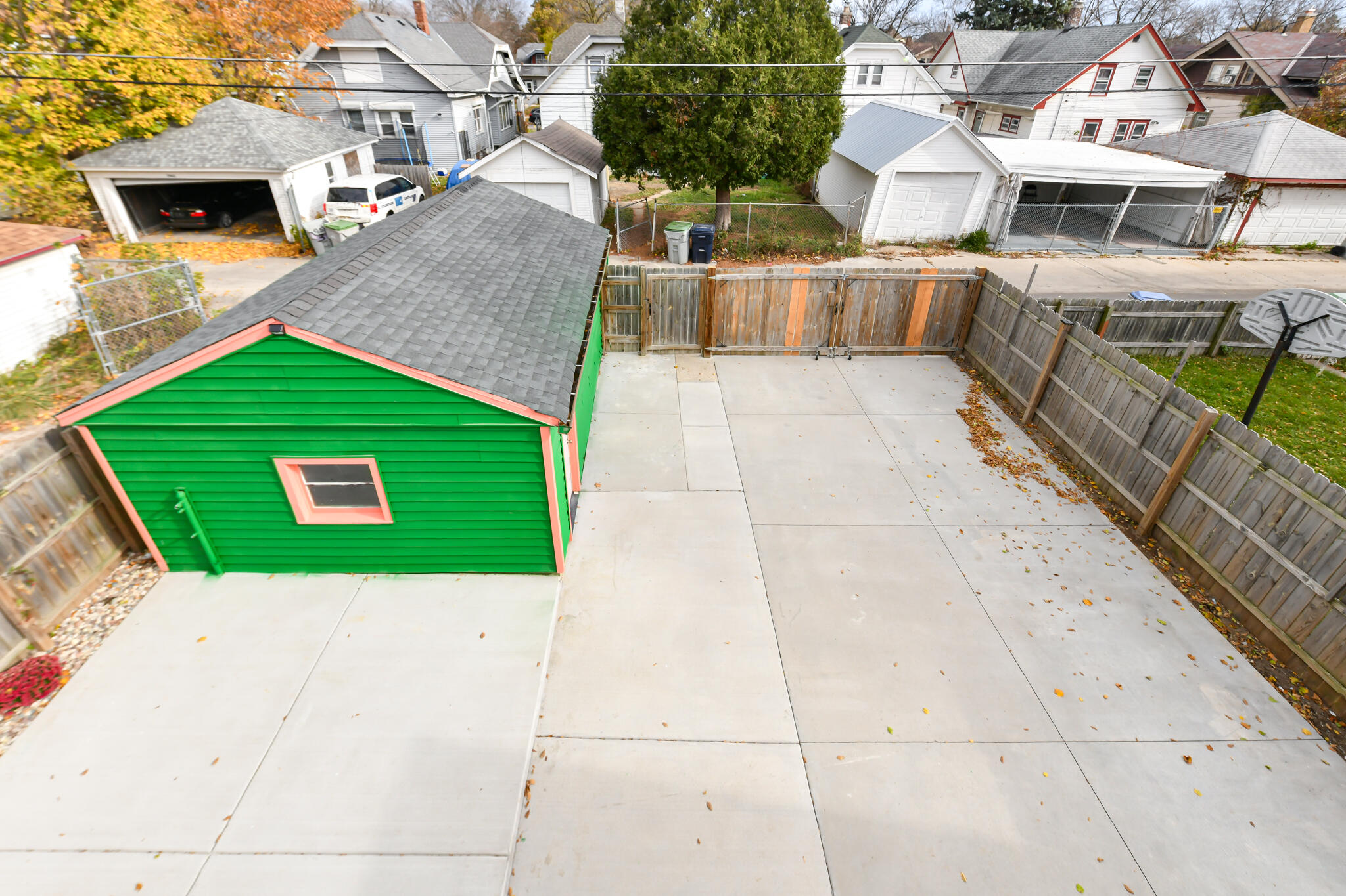 2956 North 39th Street Milwaukee, WI 53210 - Photo 27 of 30 Garage