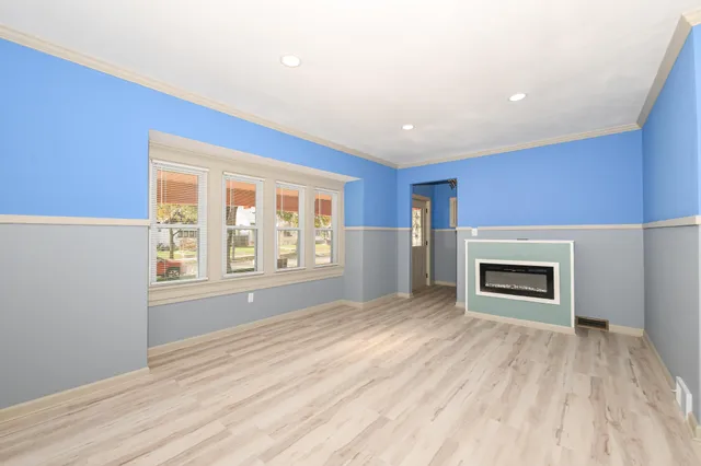 $239,900 | 2956 North 39th Street, Milwaukee, WI 53210