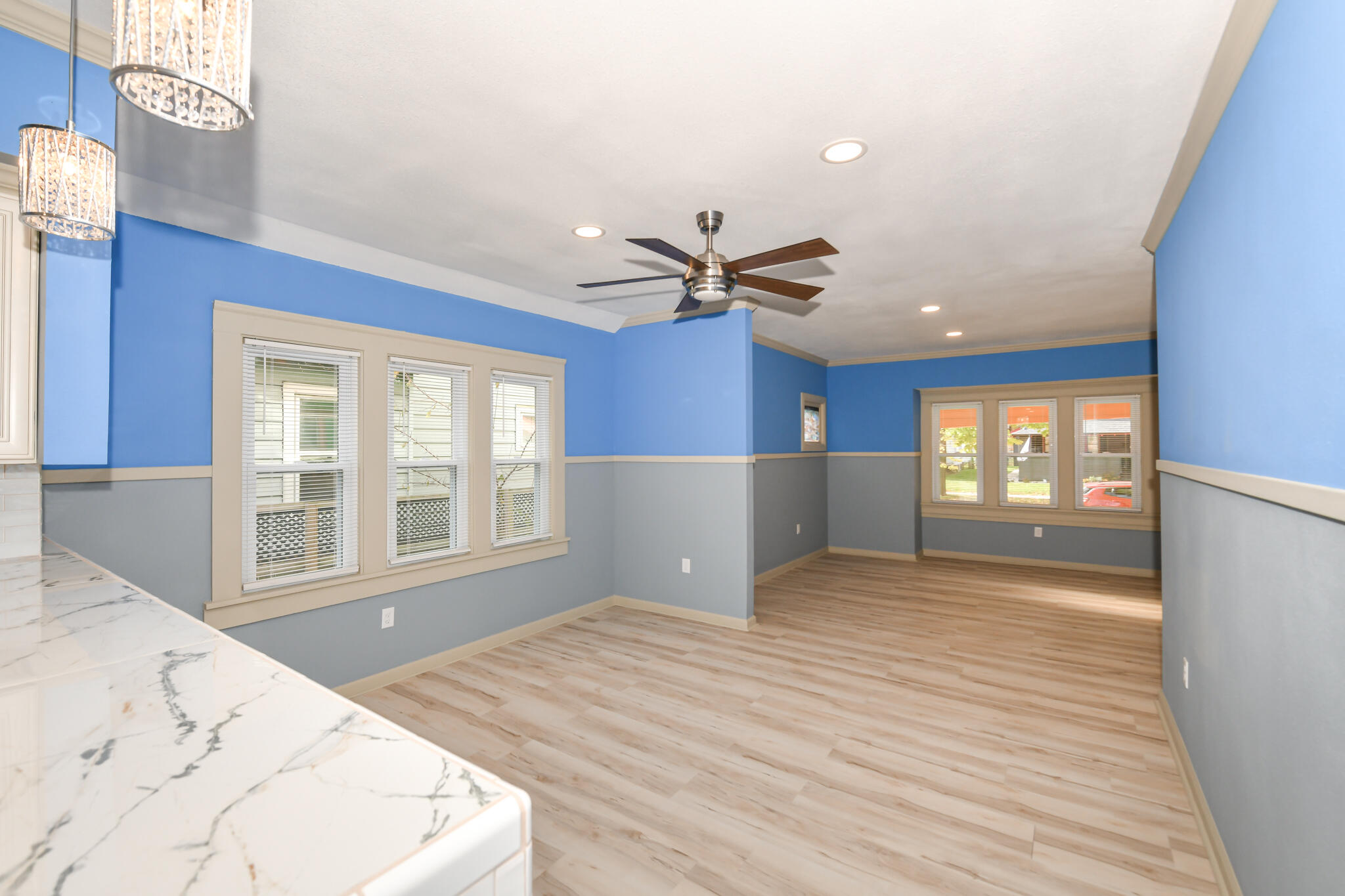 2956 North 39th Street Milwaukee, WI 53210 - Photo 8 of 30 Open Concept