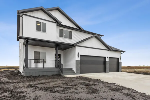 $649,900 | 8414 61st Street South, Horace, ND 58047