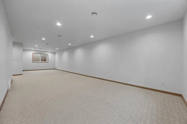 $649,900 | 8414 61st Street South, Horace, ND 58047