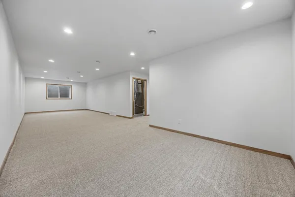 $649,900 | 8414 61st Street South, Horace, ND 58047