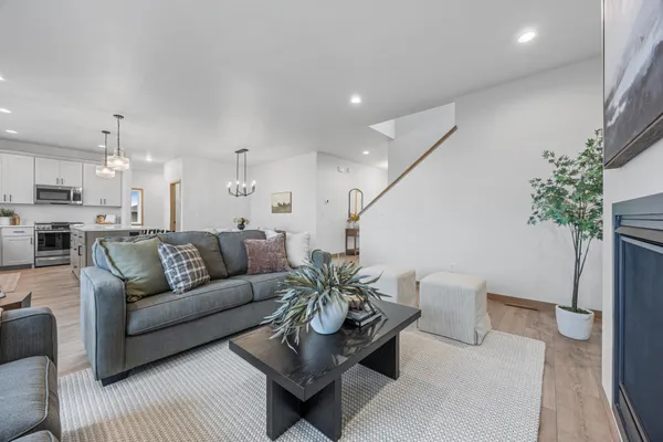 $649,900 | 8414 61st Street South, Horace, ND 58047