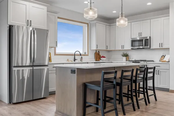 $649,900 | 8414 61st Street South, Horace, ND 58047