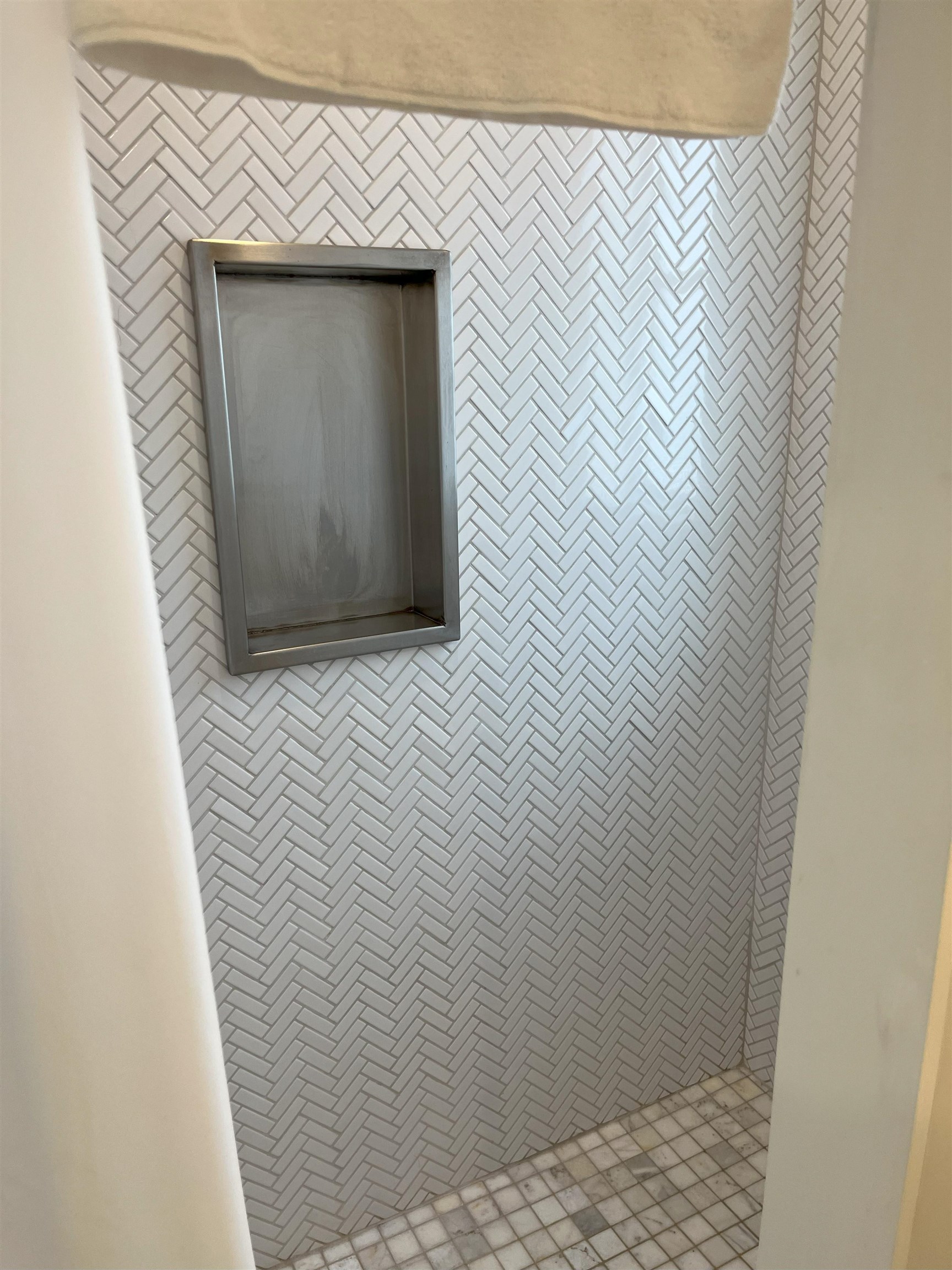 17 Lake Street, Unit 1 Meredith, NH 03253 - Photo 28 of 41