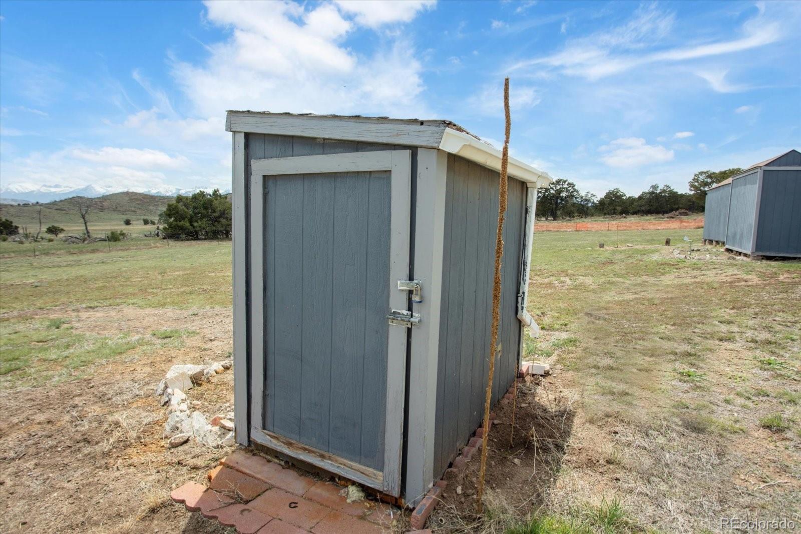 2275 K Path Cotopaxi, CO 81223 - Photo 25 of 28 a view of a balcony