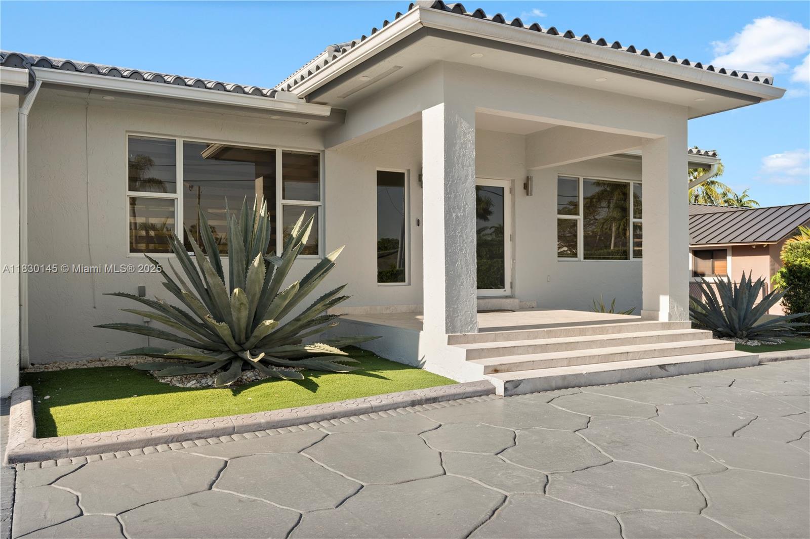 13815 Southwest 38th Street Miami, FL 33175 - Photo 4 of 63