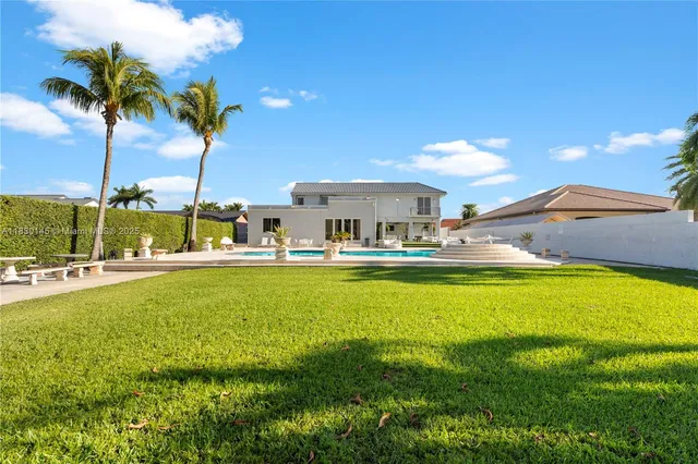 $6,500 | 13815 Southwest 38th Street, Miami, FL 33175