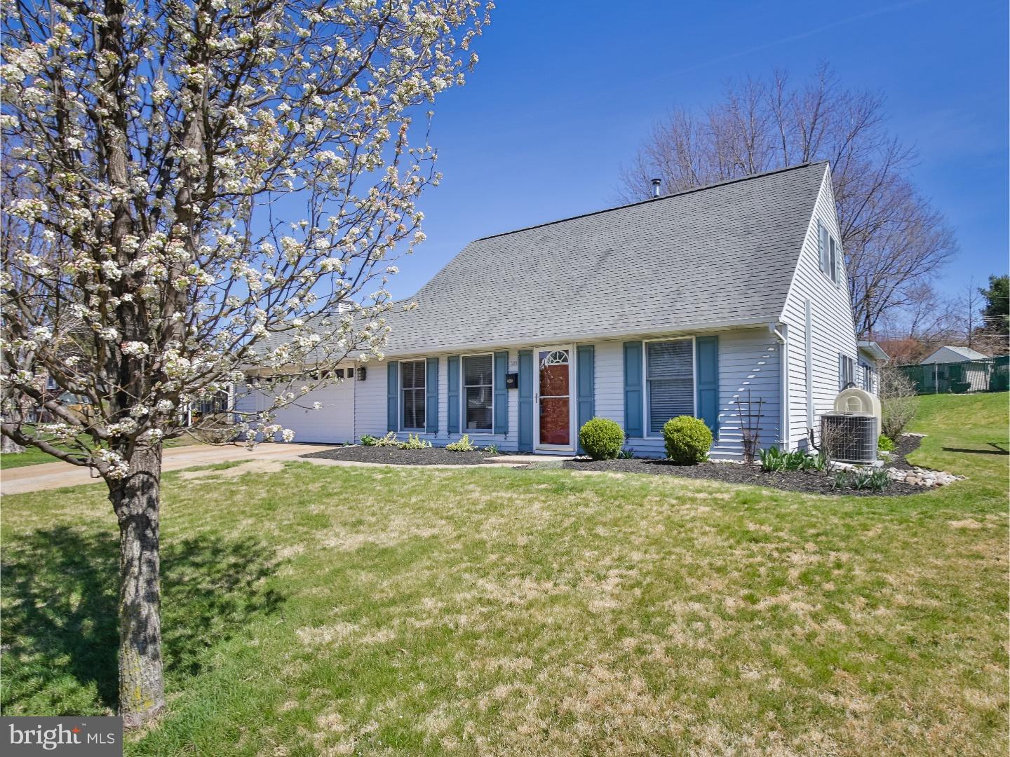 28 Horn Road Levittown, PA 19056 - Photo 1 of 25 Gallery Image 1