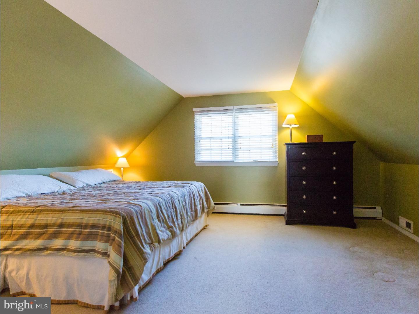 28 Horn Road Levittown, PA 19056 - Photo 14 of 25 Bedroom - Main