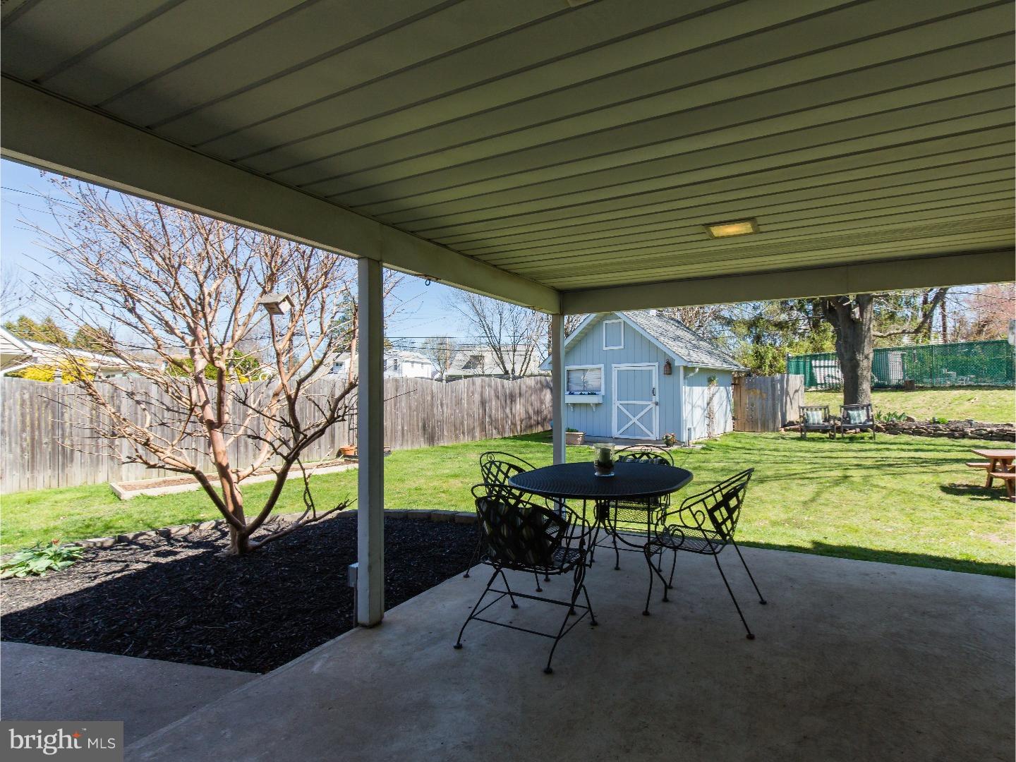 28 Horn Road Levittown, PA 19056 - Photo 20 of 25 Patio