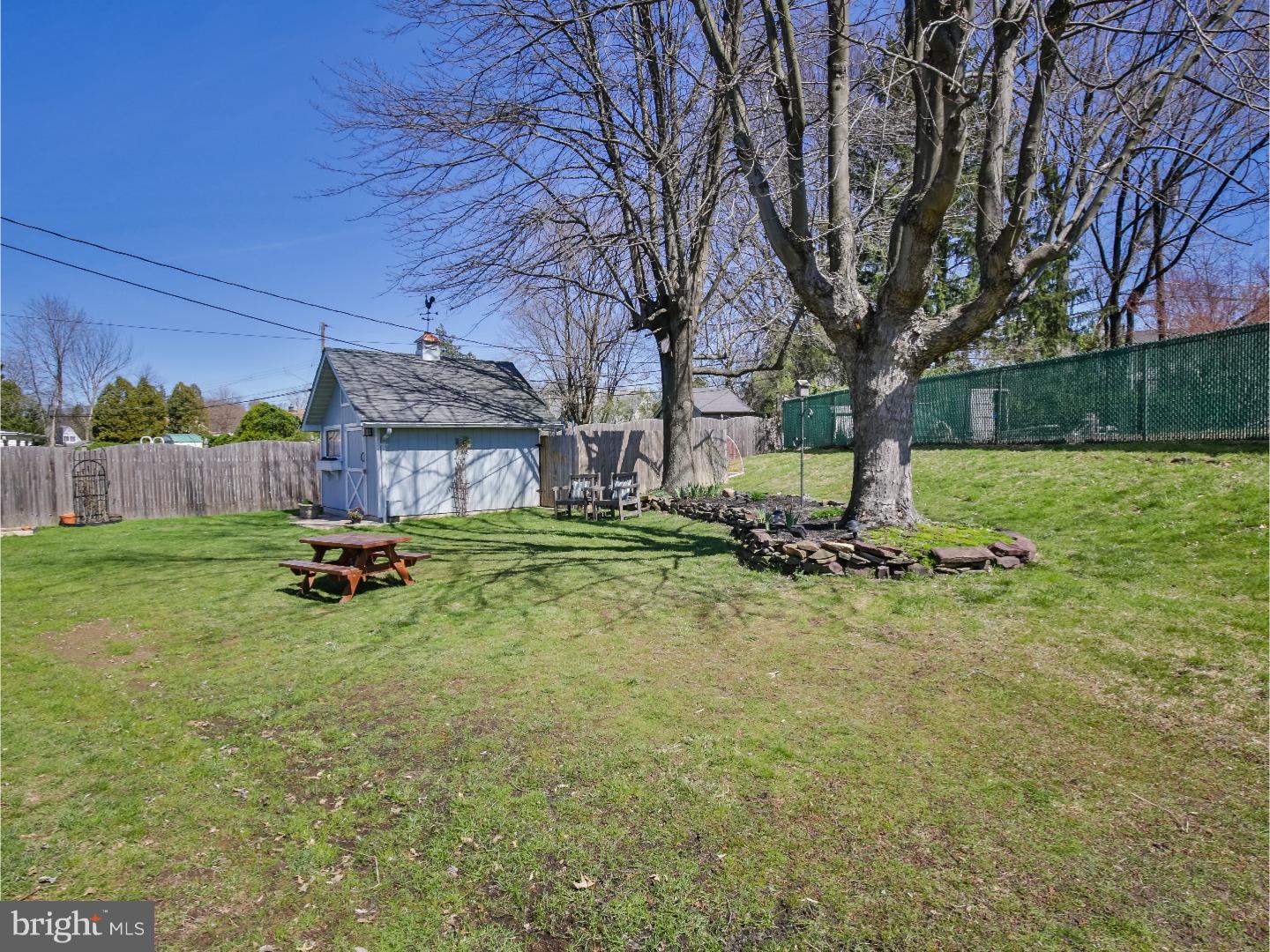 28 Horn Road Levittown, PA 19056 - Photo 23 of 25 Back Yard