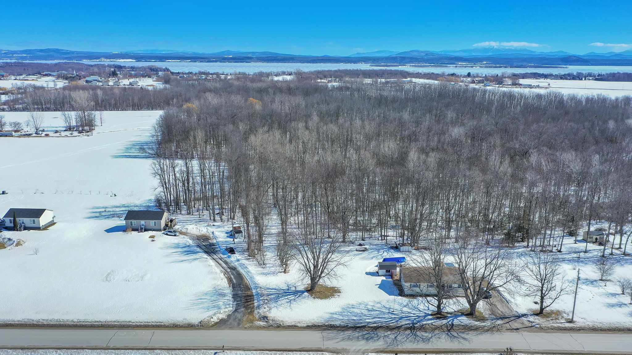 66 Reynolds Road Grand Isle, VT 05458 - Photo 2 of 22 Gallery Image 2