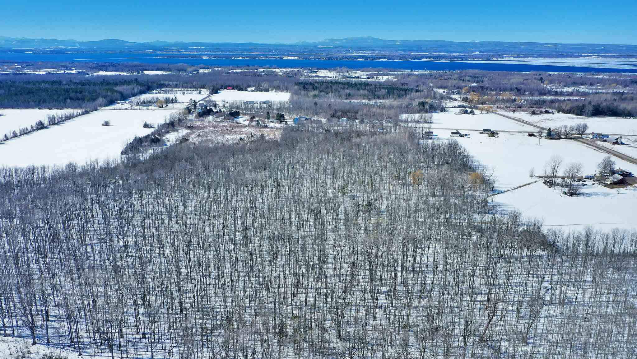 66 Reynolds Road Grand Isle, VT 05458 - Photo 6 of 22 Gallery Image 6