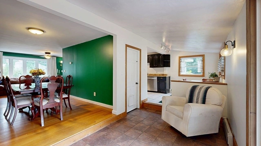 50 Rolling Ridge Road Holden, MA 01520 - Photo 9 of 42
