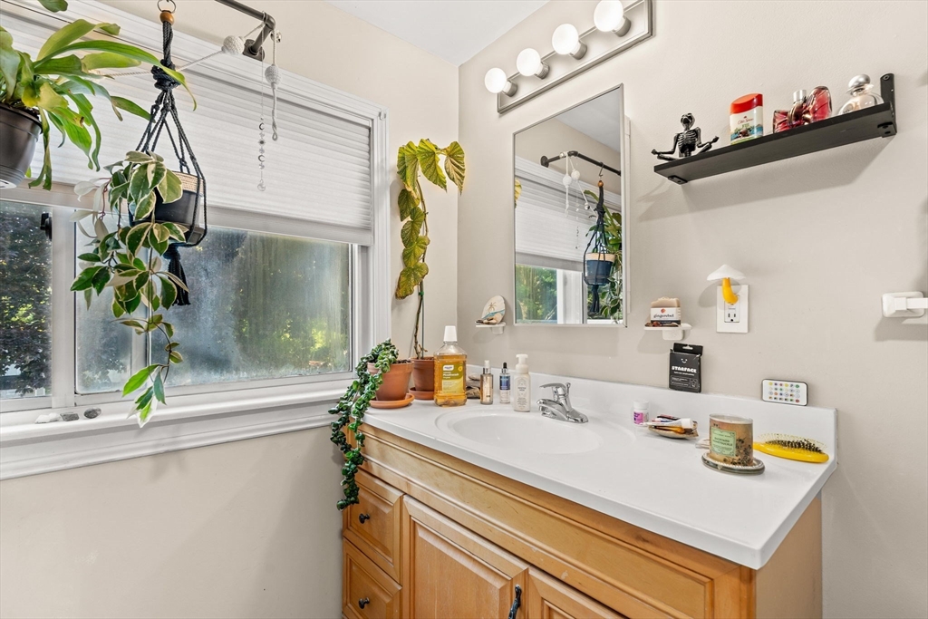 3 Stidsen Way Worcester, MA 01604 - Photo 16 of 34 Gallery Image 16
