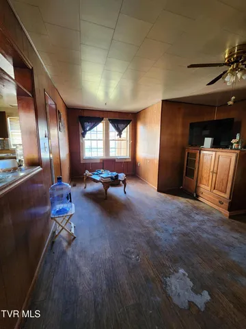 $90,000 | 8506 Hickory Street, Pound, VA 24279