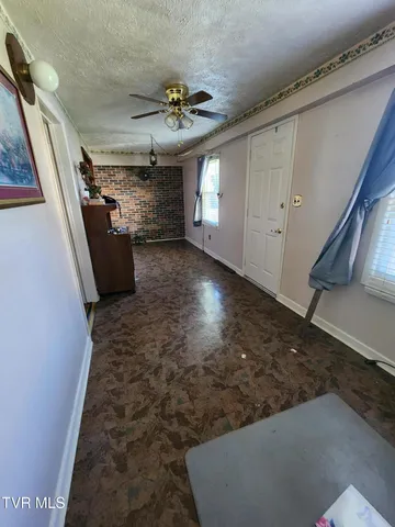 $90,000 | 8506 Hickory Street, Pound, VA 24279