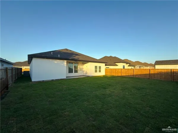 $2,850 | 1006 Cooper Lane, San Juan, TX 78589