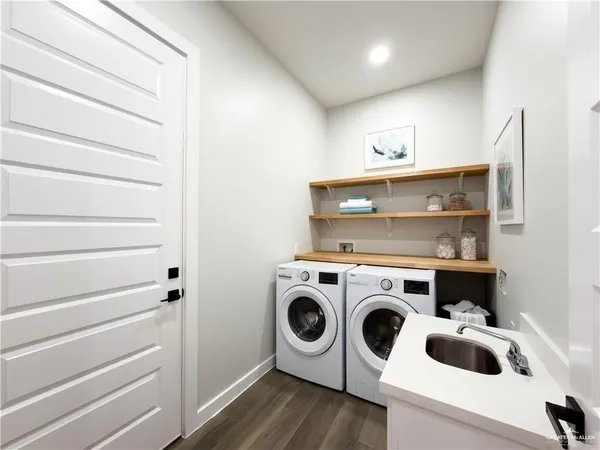 $2,850 | 1006 Cooper Lane, San Juan, TX 78589