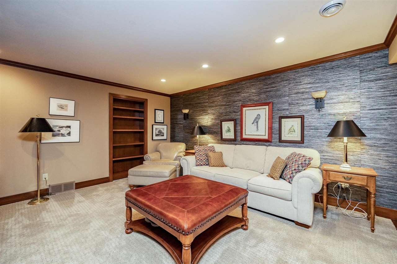 704 Beaver Ridge Cedar Rapids, IA 52403 - Photo 44 of 53 Gallery Image 44