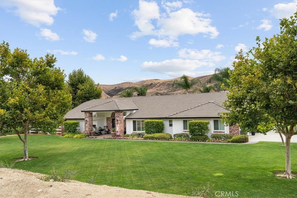28845 Live Oak Canyon Road Redlands, CA 92373 - Photo 3 of 39