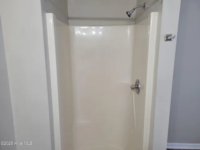 $1,250 | 106 West Victoria Court, Unit D, Greenville, NC 27834