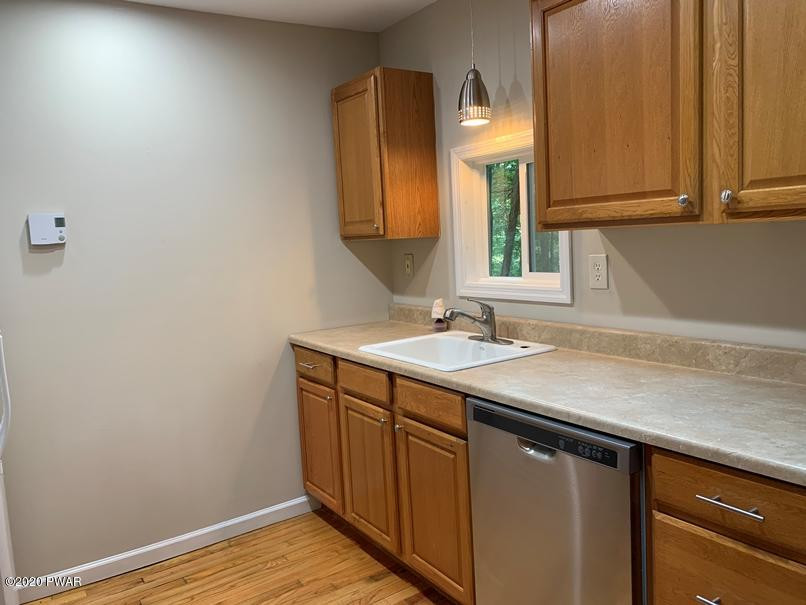 104 Hemlock Hills Road Hawley, PA 18428 - Photo 2 of 15 Kitchen