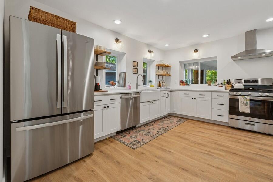 15965 Ruffino Road Union Pier, MI 49129 - Photo 9 of 25 09_15965RuffinoRd_2013_Allnewkitchenwith