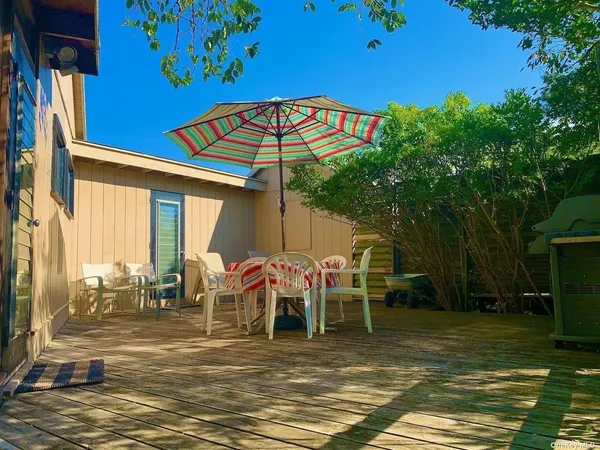 $32,000 | 30 Gale Avenue, Ocean Beach, NY 11770