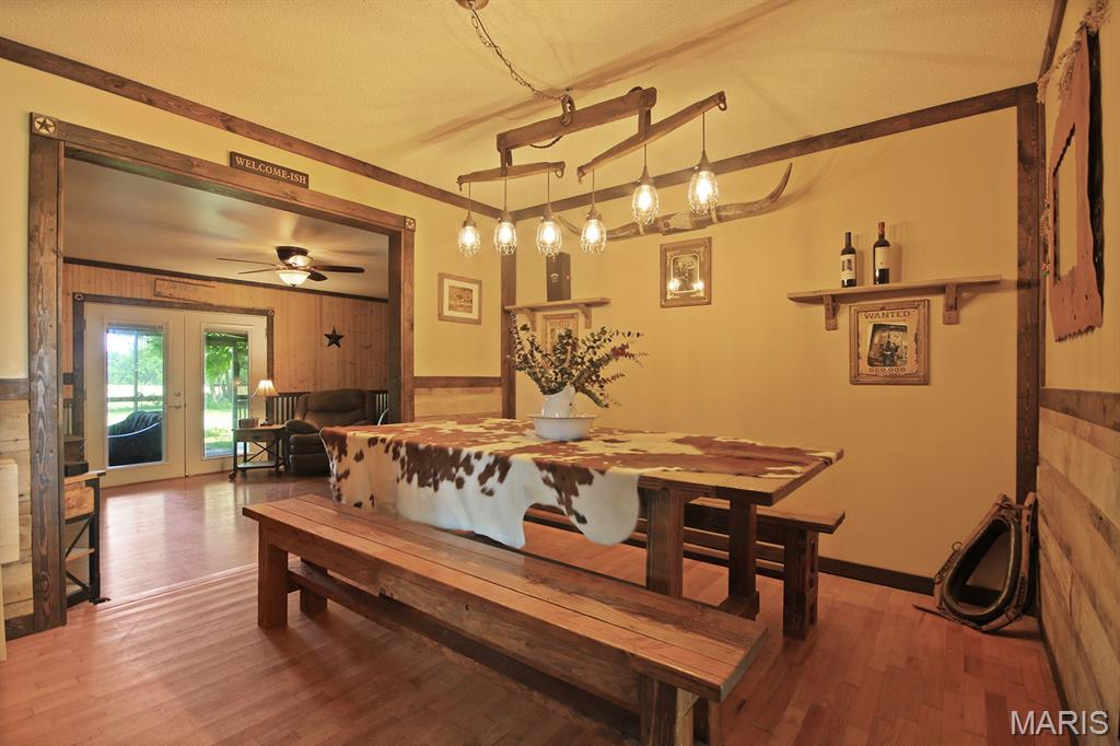 31337 Hudson Road Lebanon, MO 65536 - Photo 14 of 85