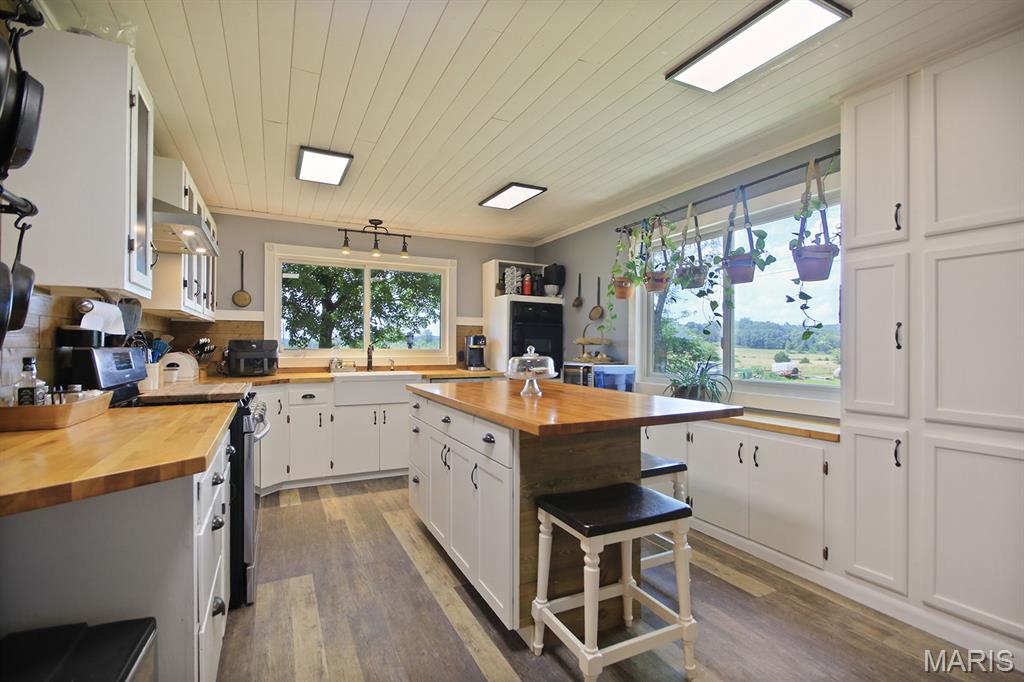 31337 Hudson Road Lebanon, MO 65536 - Photo 20 of 85