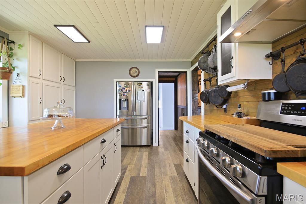 31337 Hudson Road Lebanon, MO 65536 - Photo 29 of 85