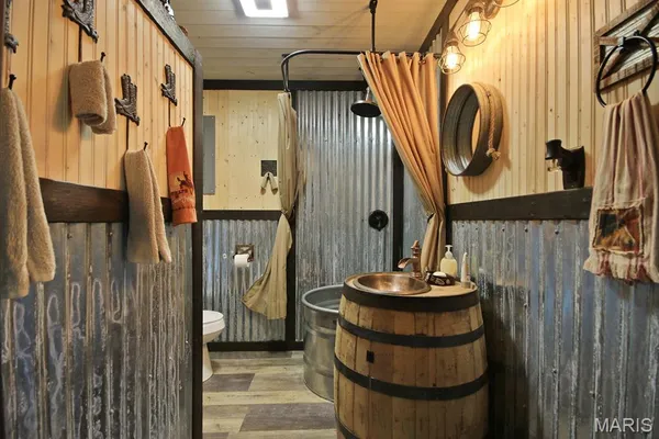 $489,999 | 31337 Hudson Road, Lebanon, MO 65536