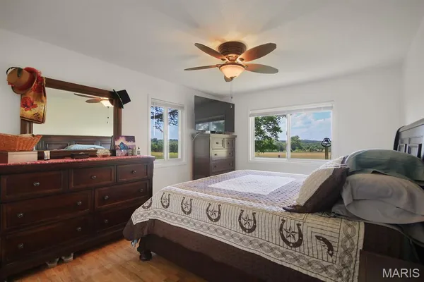 $489,999 | 31337 Hudson Road, Lebanon, MO 65536