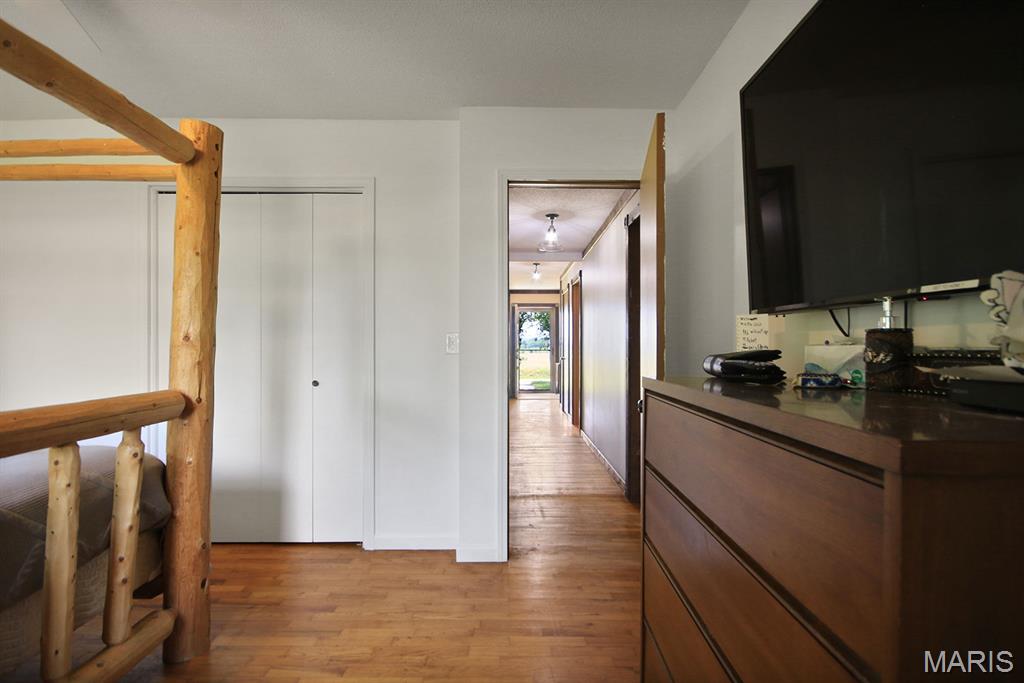 31337 Hudson Road Lebanon, MO 65536 - Photo 43 of 85