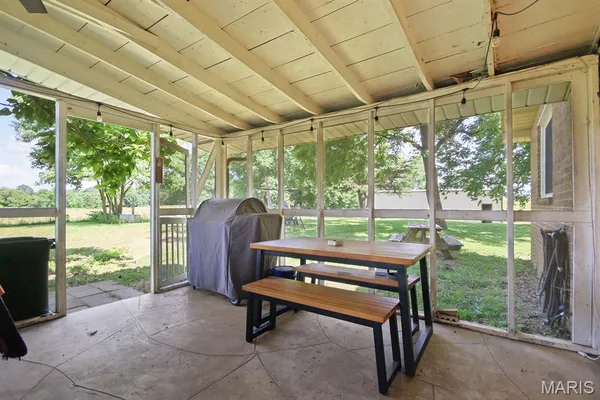 $489,999 | 31337 Hudson Road, Lebanon, MO 65536